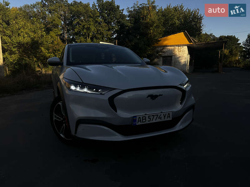 Позашляховик / Кросовер Ford Mustang Mach-E 2021 в Вінниці