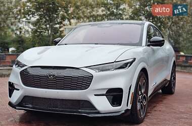 Внедорожник / Кроссовер Ford Mustang Mach-E 2022 в 