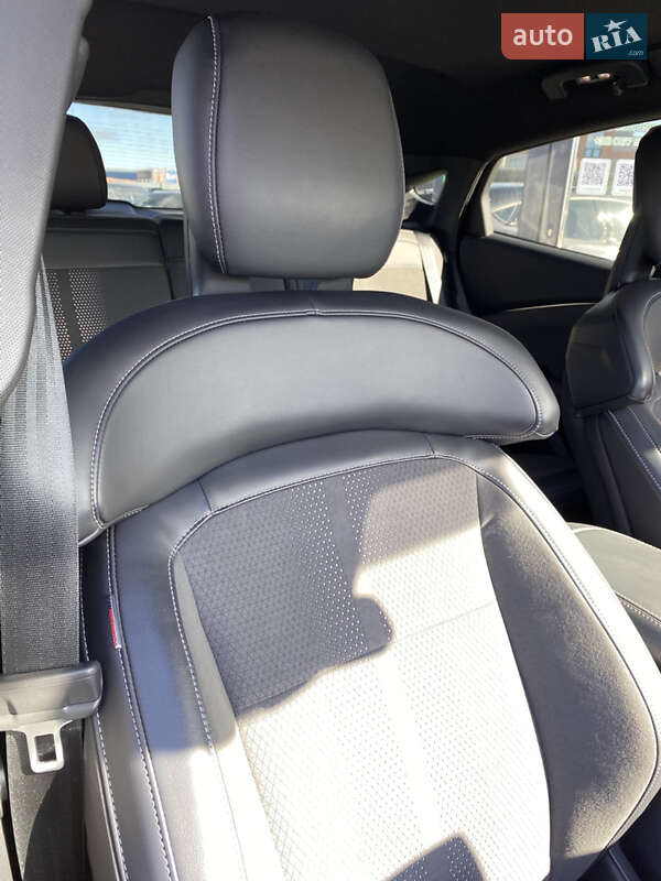 Позашляховик / Кросовер Ford Mustang Mach-E 2021 в Києві