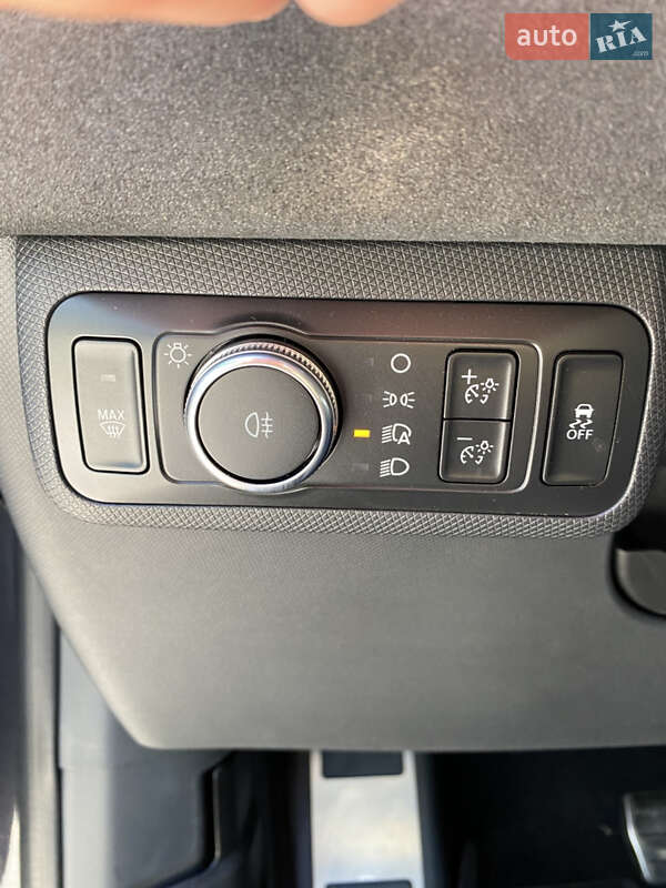 Позашляховик / Кросовер Ford Mustang Mach-E 2021 в Києві