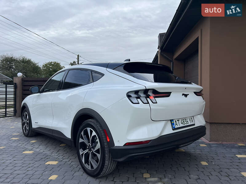 Позашляховик / Кросовер Ford Mustang Mach-E 2024 в Коломиї