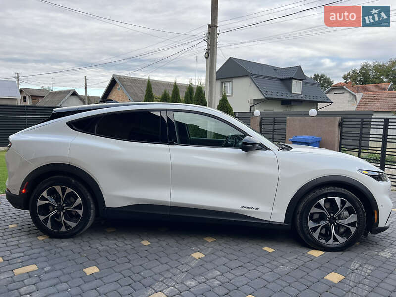 Позашляховик / Кросовер Ford Mustang Mach-E 2024 в Коломиї