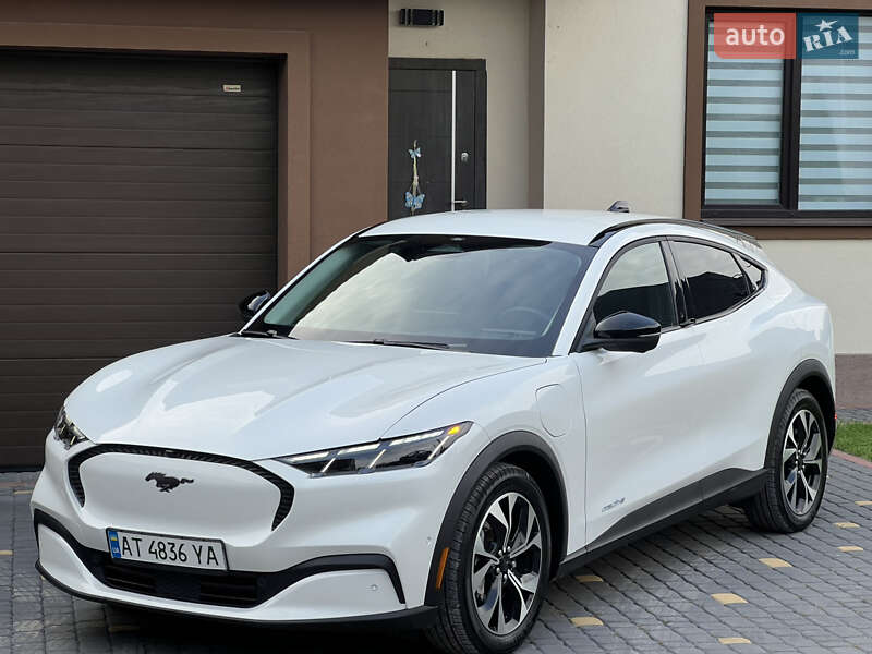 Внедорожник / Кроссовер Ford Mustang Mach-E 2024 в 