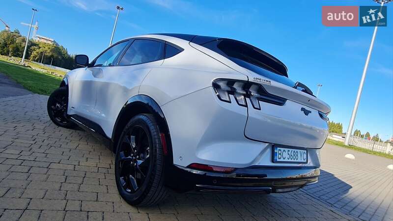 Позашляховик / Кросовер Ford Mustang Mach-E 2023 в Львові