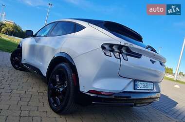 Позашляховик / Кросовер Ford Mustang Mach-E 2023 в 