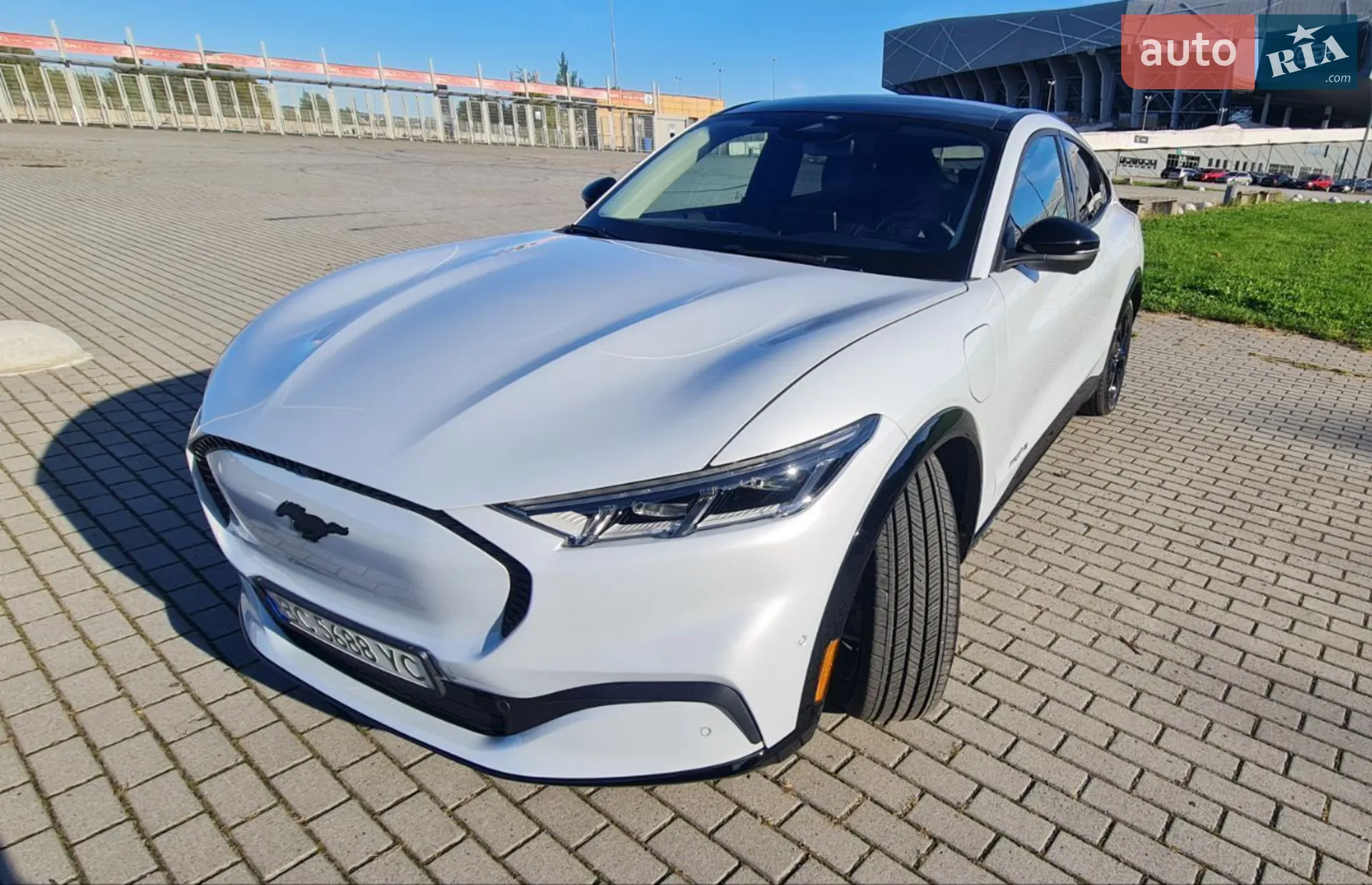 2023 Ford Mustang Mach-E - мініатюра 12