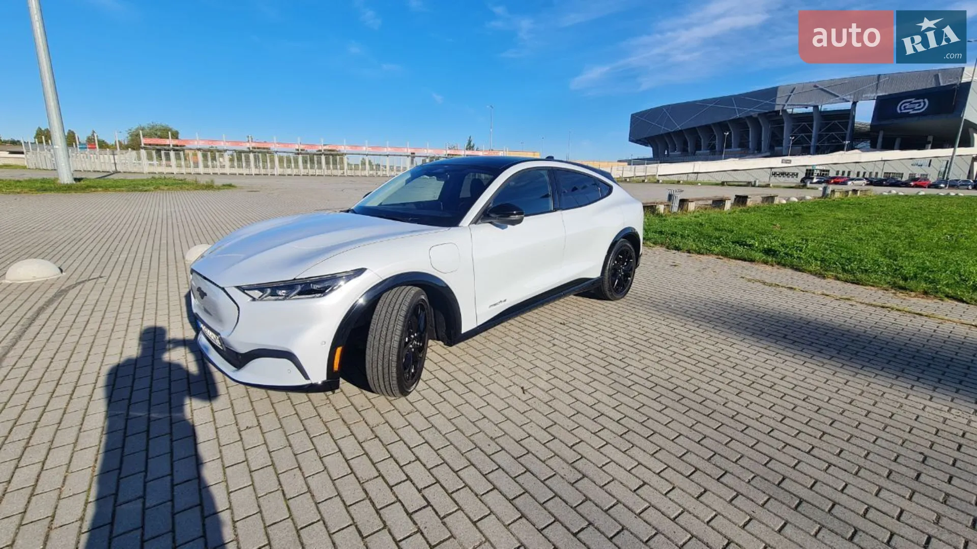 2023 Ford Mustang Mach-E - мініатюра 13