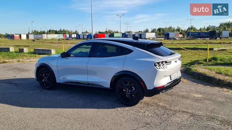 Позашляховик / Кросовер Ford Mustang Mach-E 2023 в Львові