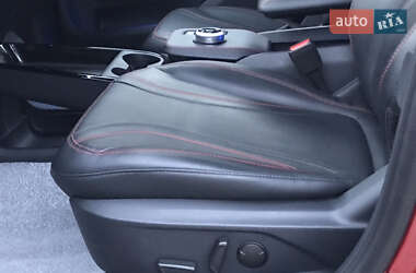 Позашляховик / Кросовер Ford Mustang Mach-E 2021 в 