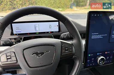 Внедорожник / Кроссовер Ford Mustang Mach-E 2023 в 