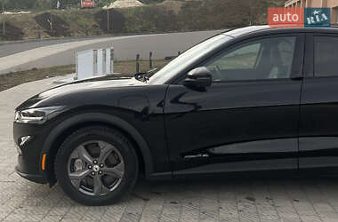 Позашляховик / Кросовер Ford Mustang Mach-E 2023 в 