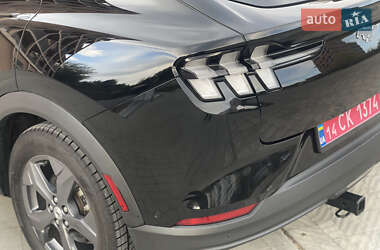 Позашляховик / Кросовер Ford Mustang Mach-E 2023 в 