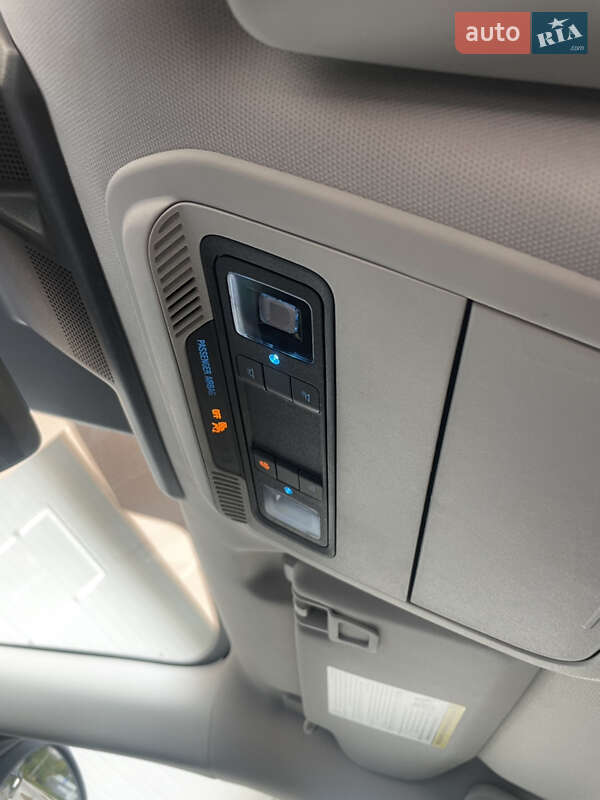 Позашляховик / Кросовер Ford Mustang Mach-E 2023 в Львові фото 48 Позашляховик / Кросовер Ford Mustang Mach-E 2023 в Львові