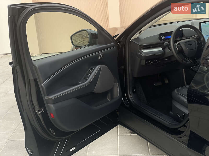 Позашляховик / Кросовер Ford Mustang Mach-E 2023 в Львові фото 52 Позашляховик / Кросовер Ford Mustang Mach-E 2023 в Львові