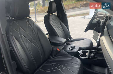 Позашляховик / Кросовер Ford Mustang Mach-E 2023 в 