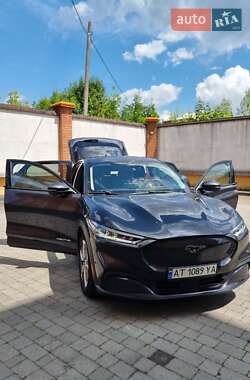 Позашляховик / Кросовер Ford Mustang Mach-E 2022 в 