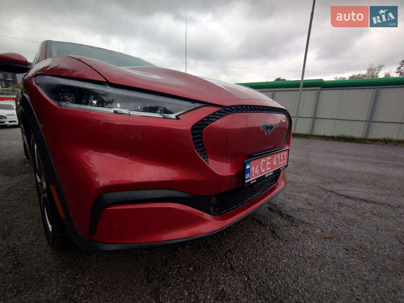 Внедорожник / Кроссовер Ford Mustang Mach-E 2021 в 