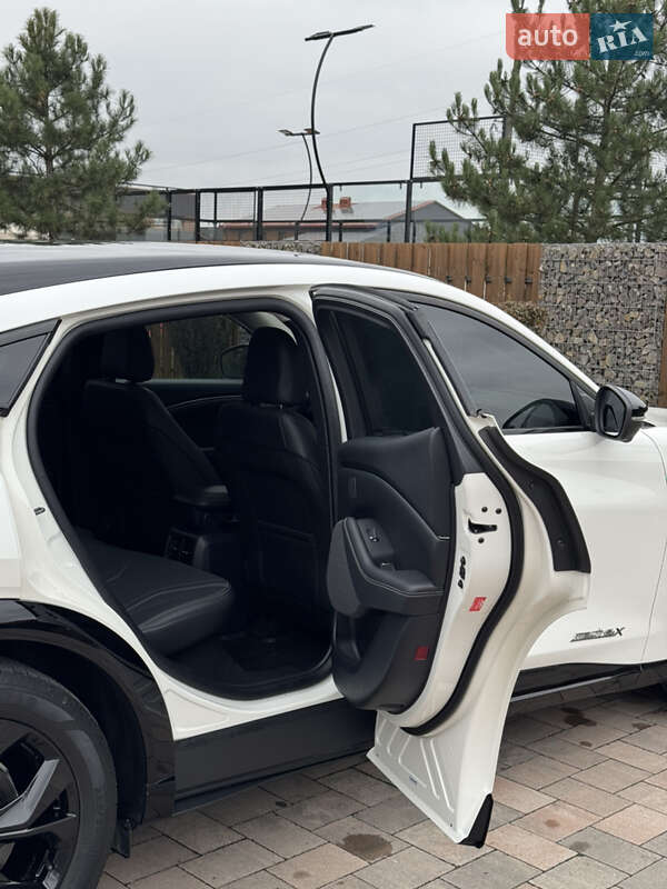 Внедорожник / Кроссовер Ford Mustang Mach-E 2023 в Ивано-Франковске