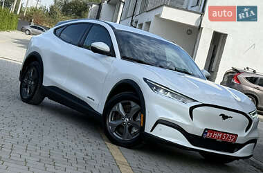 Позашляховик / Кросовер Ford Mustang Mach-E 2022 в 