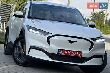 Позашляховик / Кросовер Ford Mustang Mach-E 2022 в 