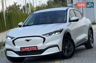Позашляховик / Кросовер Ford Mustang Mach-E 2022 в 