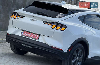 Позашляховик / Кросовер Ford Mustang Mach-E 2022 в 