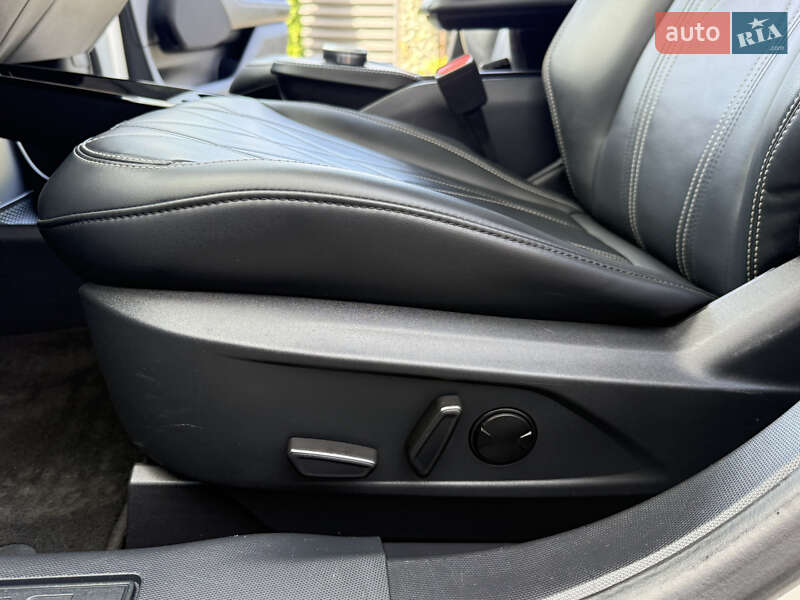Позашляховик / Кросовер Ford Mustang Mach-E 2022 в Дрогобичі