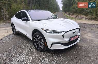 Внедорожник / Кроссовер Ford Mustang Mach-E 2021 в 
