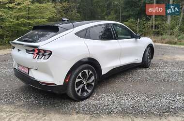 Позашляховик / Кросовер Ford Mustang Mach-E 2021 в 