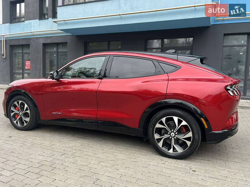 Позашляховик / Кросовер Ford Mustang Mach-E 2021 в Мукачевому
