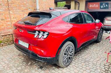 Позашляховик / Кросовер Ford Mustang Mach-E 2024 в 