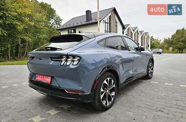 Позашляховик / Кросовер Ford Mustang Mach-E 2023 в 