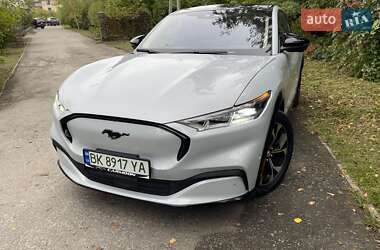 Позашляховик / Кросовер Ford Mustang Mach-E 2023 в Рівному
