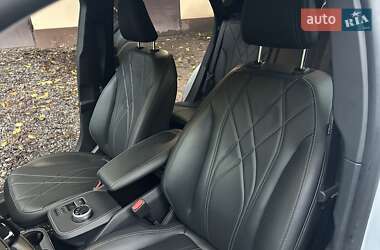 Позашляховик / Кросовер Ford Mustang Mach-E 2022 в 