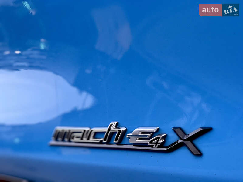 Позашляховик / Кросовер Ford Mustang Mach-E 2022 в Києві