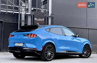 Внедорожник / Кроссовер Ford Mustang Mach-E 2022 в 