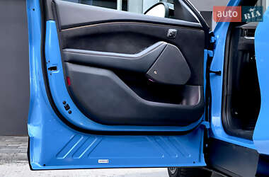 Внедорожник / Кроссовер Ford Mustang Mach-E 2022 в 