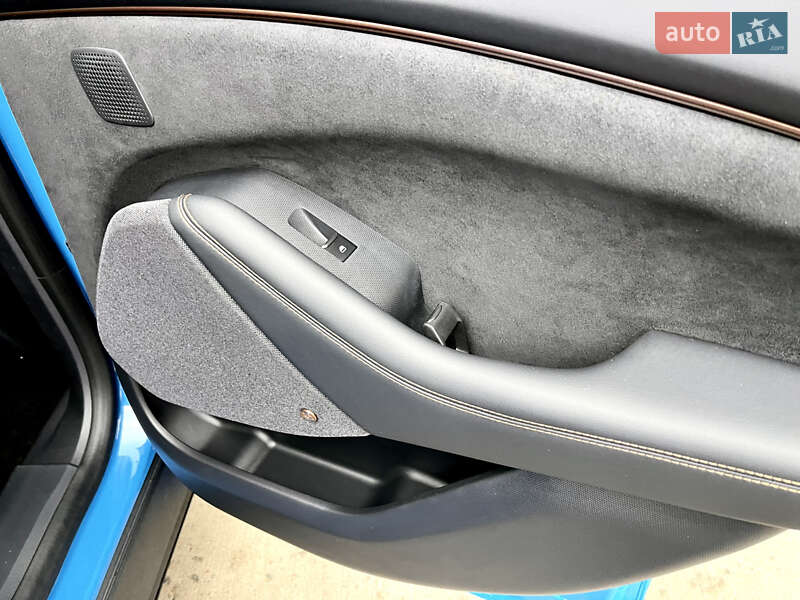 Позашляховик / Кросовер Ford Mustang Mach-E 2022 в Києві