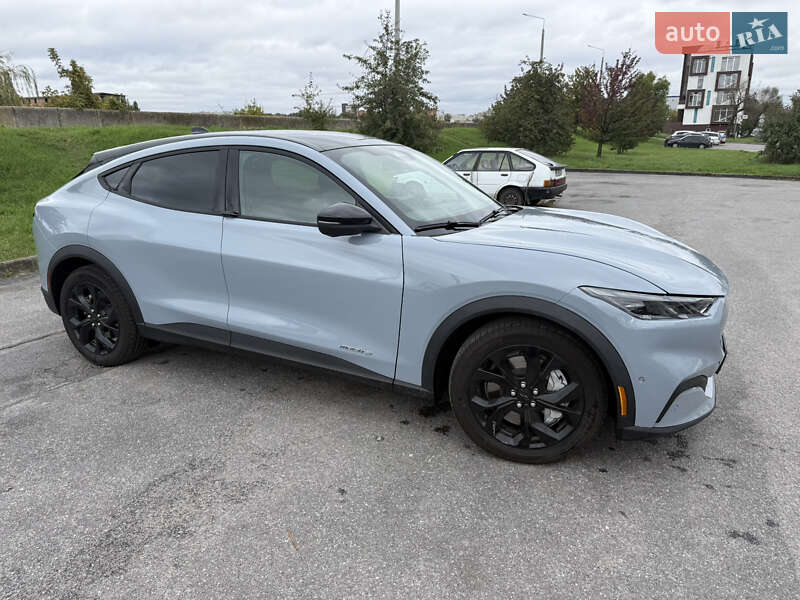 Позашляховик / Кросовер Ford Mustang Mach-E 2024 в Вінниці