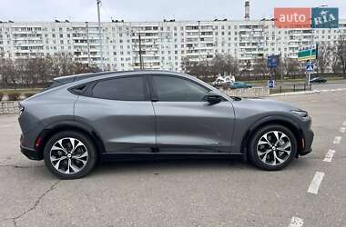 Позашляховик / Кросовер Ford Mustang Mach-E 2021 в 