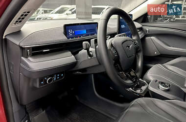 Внедорожник / Кроссовер Ford Mustang Mach-E 2023 в 