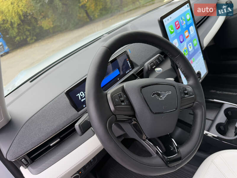 Внедорожник / Кроссовер Ford Mustang Mach-E 2022 в Ровно