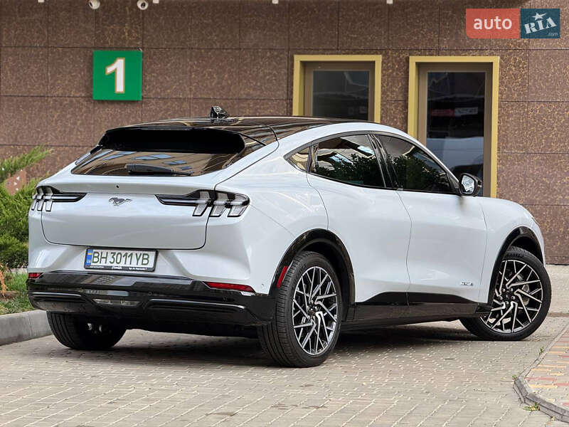 Внедорожник / Кроссовер Ford Mustang Mach-E 2022 в Одессе фото 8 Внедорожник / Кроссовер Ford Mustang Mach-E 2022 в Одессе