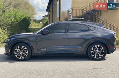 Внедорожник / Кроссовер Ford Mustang Mach-E 2022 в 