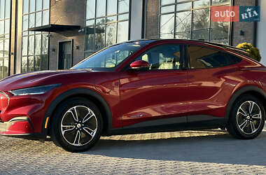 Позашляховик / Кросовер Ford Mustang Mach-E 2021 в  фото 24 Позашляховик / Кросовер Ford Mustang Mach-E 2021 в