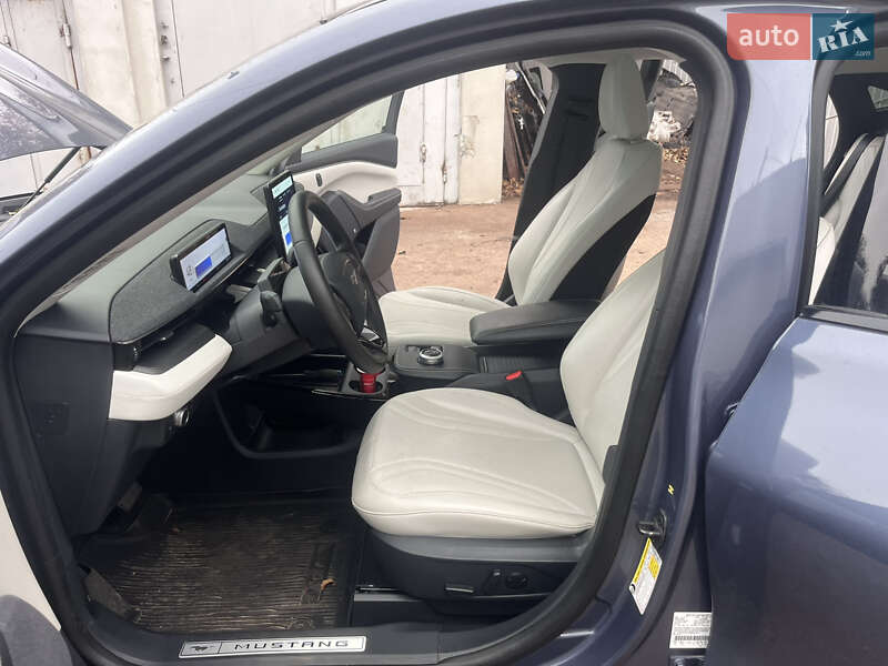 Внедорожник / Кроссовер Ford Mustang Mach-E 2020 в Киеве