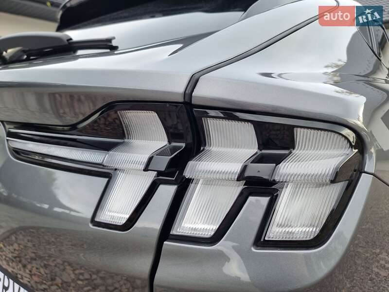 Внедорожник / Кроссовер Ford Mustang Mach-E 2021 в Радивилове