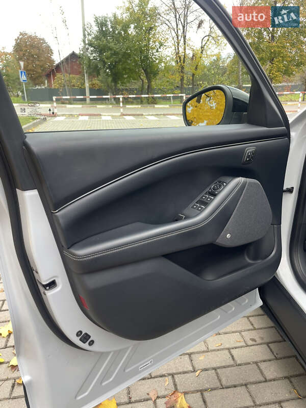 Внедорожник / Кроссовер Ford Mustang Mach-E 2021 в Коломые фото 28 Внедорожник / Кроссовер Ford Mustang Mach-E 2021 в Коломые