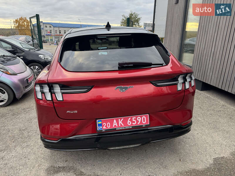 Позашляховик / Кросовер Ford Mustang Mach-E 2021 в Тернополі