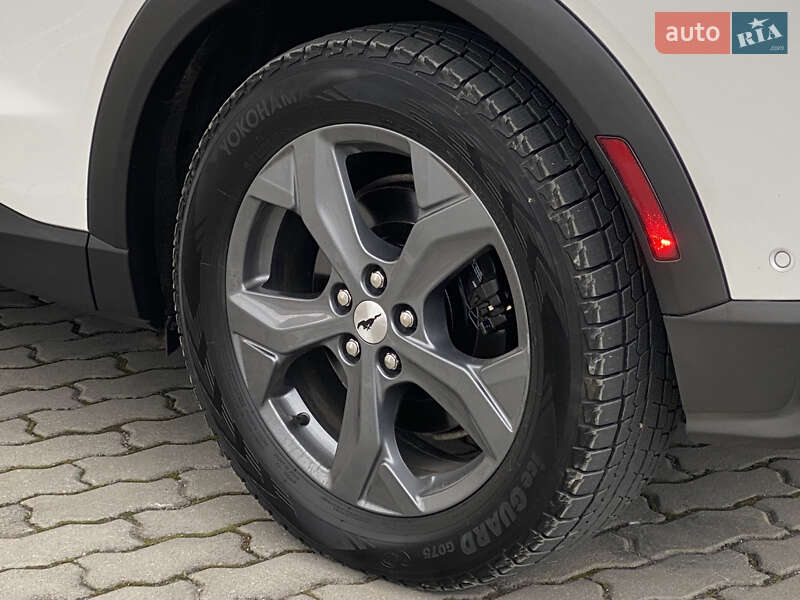 Позашляховик / Кросовер Ford Mustang Mach-E 2022 в Дрогобичі